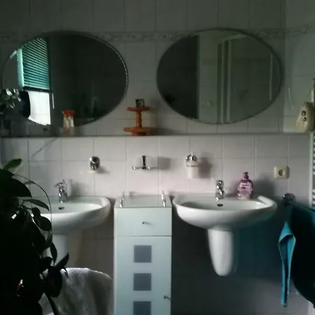 Strasse Des Friedens 아파트 Hilmersdorf